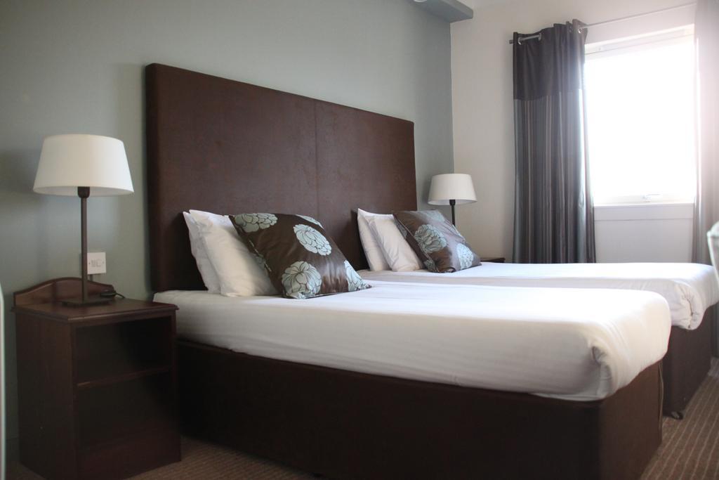 Cairn Hotel Bathgate Dış mekan fotoğraf
